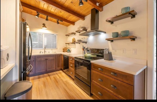 Lake Arrowhead Cabin | Ultra Private Treehouse with SPA 1 mile to from the Village