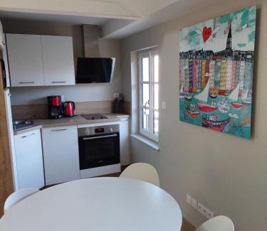 Enclos Apartment | Un brin de fantaisie dans le centre de Honfleur