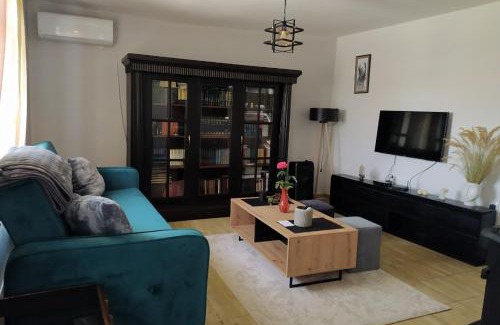 Donje Polje Apartment | Una Apartment Cetinje