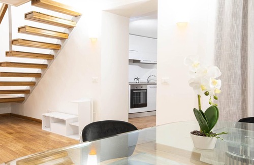Rione V Ponte Apartment | Unforgettable Split Level Jacuzzi Suite Navona - Top Collection
