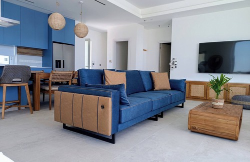 Kiti Villa | Unic 4 bedrooms beach villa nBig private pool nJuccuzy nBarrel saunanSea view