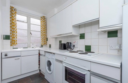 Balham Apartment | Unique 1-Bed Apartment in Vibrant Balham