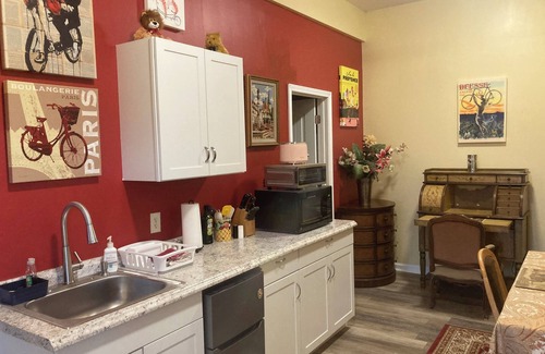 Damascus Apartment | Unique 4 ac. private country estate, stunning views, 1/4 mile to Va. Creeper!