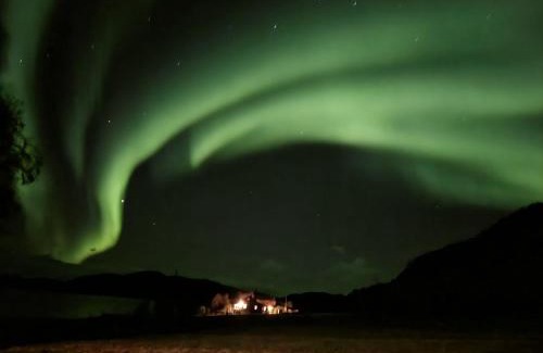 Botnhamn House | Unique and charming holiday home with fantastic sea views