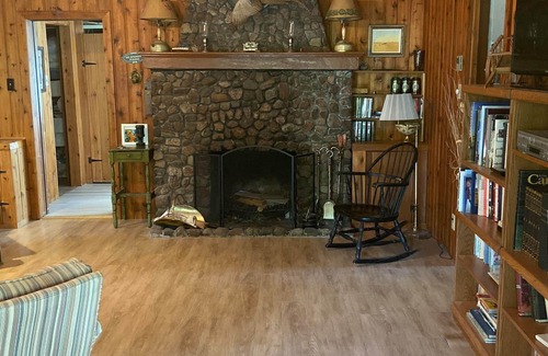 Victoria Beach Cottage | Unique Beach Experience