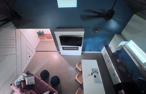 Sperry Cabin | Unique Cabin getaway near Geode