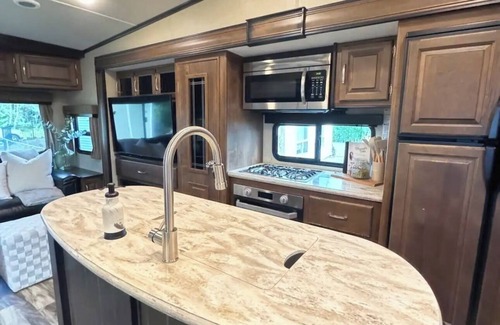 Bonney Lake House | Unique stay where Camper meets resort. Lake front and countless amenities.
