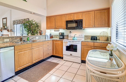 Arcadian Shores Condo | Unwind Poolside & Walk to Ocean! Myrtle Beach Unit