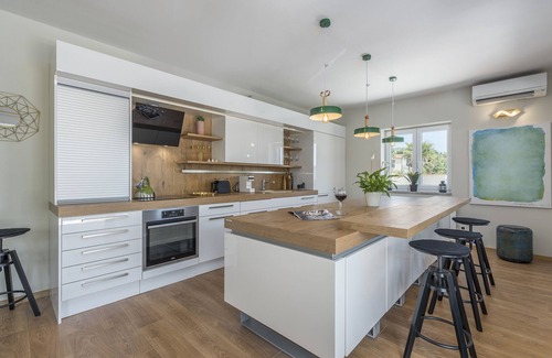 Kastelir-Labinci House | up to 50% discount, New 2023, Family, Pet Friendly Villa + Private Pool ,6/8 pax