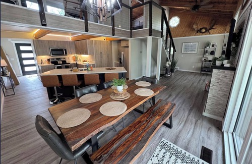 Pequot Lakes Cabin | Updated, fully-furnished 3+bedroom lake front cabin in beautiful Pequot Lakes.