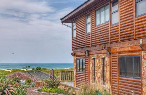Cape Saint Francis House | Upmarket, Spacious and Stunning Sea Views