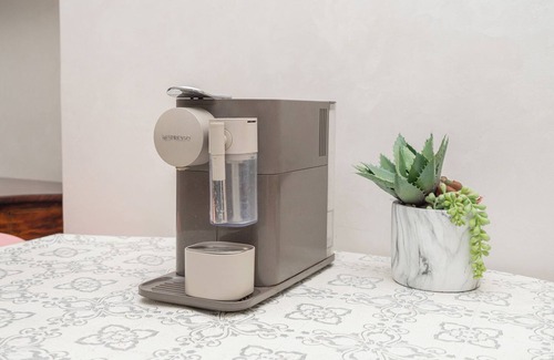 Tangier Apartment | Upscale apartment with large balcony in the heart of the city