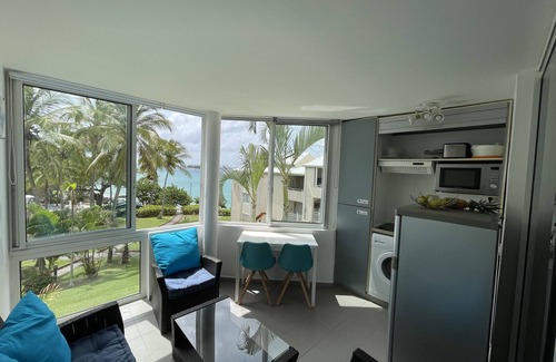 Pointe de la verdure Apartment | Upscale studio, Le Gosier, Guadeloupe: La Vieille Tour, view and sea access
