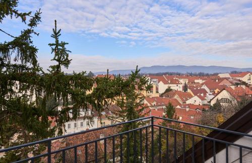 Donji Grad Apartment | Uptown Palace Penthouse 2BR with Terrace by Irundo