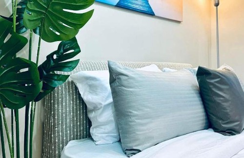 Taguig Apartment | Uptown Parksuites