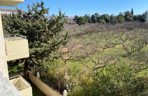 Khalandrion Apartment | Urban Apartment in Marousi with Rural View