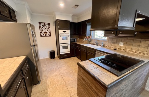 Crosby House | Urban Country Dream Home w/pool