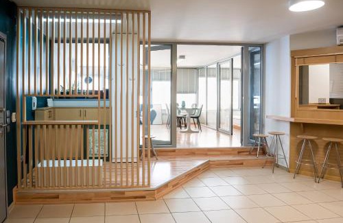 Xanthi Apartment | Urban Downtown Suite Xanthi 2BR - Meno Homes 4