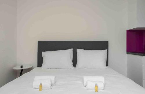 Sihlfeld Apartment | Urban Oasis with Queen Bed and View BE-29