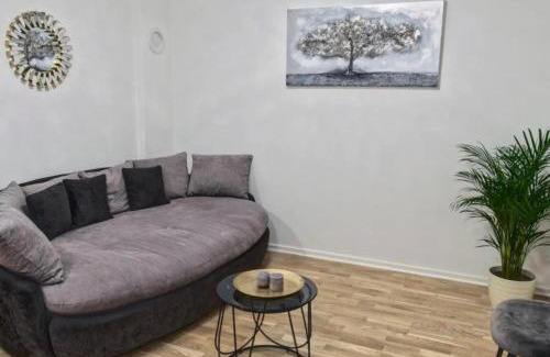 Zagreb Apartment | Urbana Villa Four Season Summer