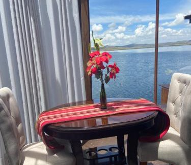 Puno Hotel | Uros Titicaca delux