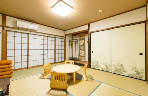 Shimogyo Villa | Ushiwakamaru