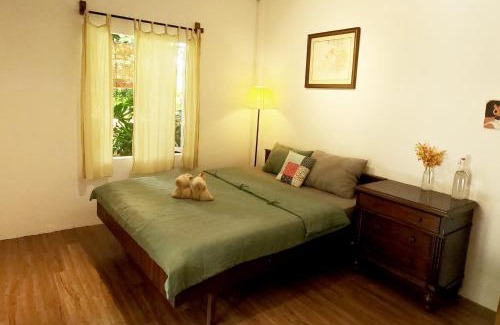 Cu Chi House | Vườn Nhà Ngoại Garden Homestay