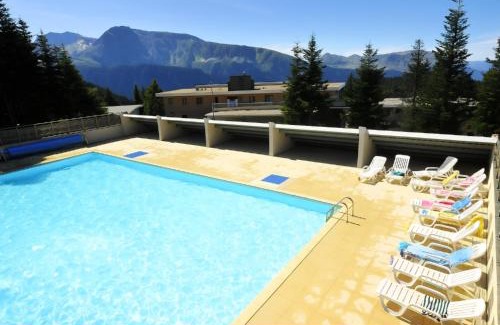 Chamrousse Apartment | V du Bachat - SILENE A05 - 6 pers