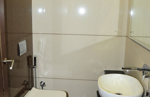 Ooty Hotel | V Grand