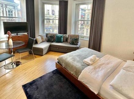 Soho Apartment | V04 - Fantastic Apartment - Piccadilly Circus on your Doorstep.