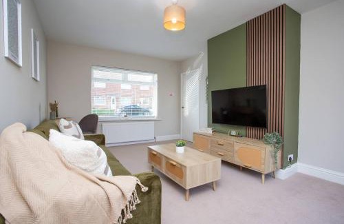 Chester-le-Street House | Vacant Nests The Wynd Spacious Home Parking