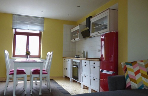 Naumburg Apartment | Vacation apartment Högel - apartment/apartment, shower or bath, WC