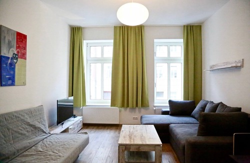 Suedvorstadt Apartment | Vacation apartment/apartment for 6 guests with 82m² in Leipzig (95060)