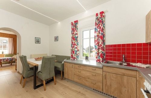 Mauterndorf Apartment | Vacation apartment to relax and find peace and quiet with garden access with LUNGAU CARD