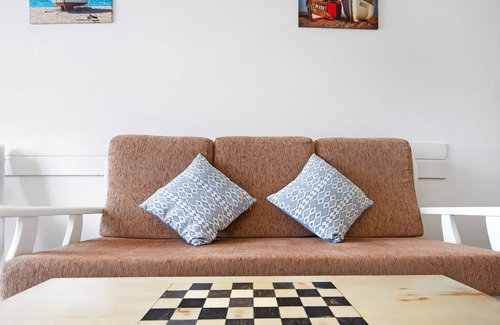 Tarajalejo Apartment | Vacation Apartment 'Buena Fuerte Apartamentos Marino' with Sea View, Shared Terrace and Wi-Fi