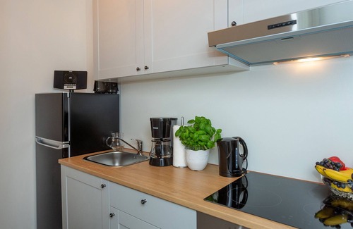 Toppenstedt Apartment | Vacation apartment Zur Eiche with balcony