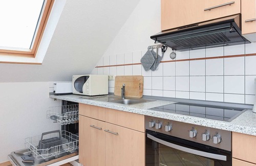 Esens Apartment | Vacation apartment Schwalbennest - Hof Lück