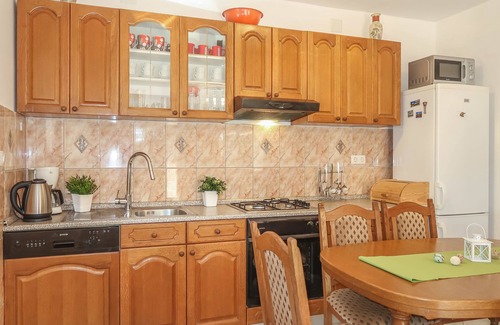 Jadranovo House | Vacation home Mila by Interhome