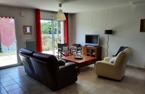 Lantic House | Vacation home 8 minutes from the beach. Perfect for a family!