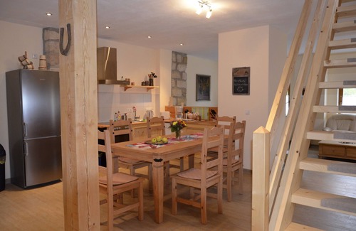 Naundorf House | Vacation home at the Bärenstein for 2-8 persons with 140 m² living space, sauna