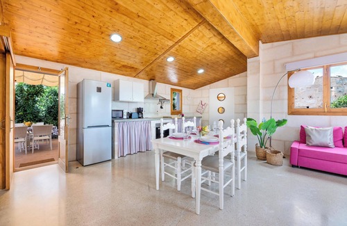 Muro House | Vacation Home "Biniaco" with Private Pool, 2 Private Terraces & Wi-Fi