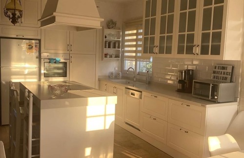 Ildır Koyu House | Vacation home De'Lale Villa with great views and pool in Izmir Reisdere