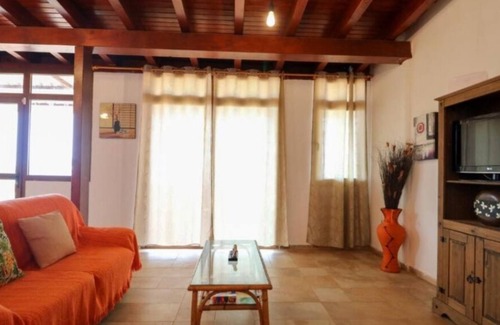 Galdar House | Vacation Home 'Estrella House' with Private Pool, Private Terrace and Wi-Fi