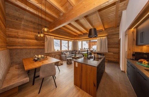 Hinterglemm House | Vacation home for 10 guests with 120m² in Hinterglemm (273716)