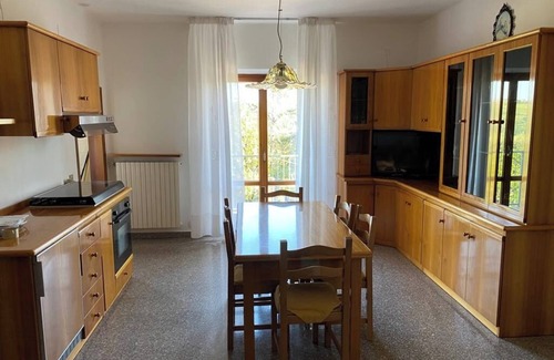 Ostra Vetere Apartment | Vacation home in the beautiful hills of the Marche region