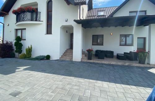 Marginea House | Vacation home