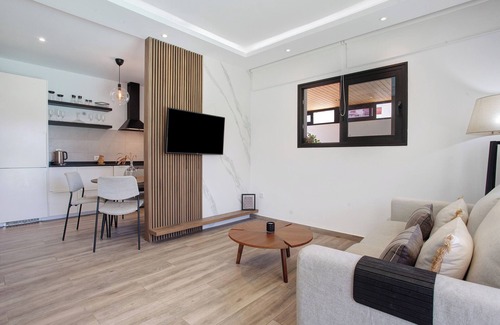 Corralejo House | Vacation Home "Villa Toro" with Private Pool, 2 Private Terraces & Wi-Fi