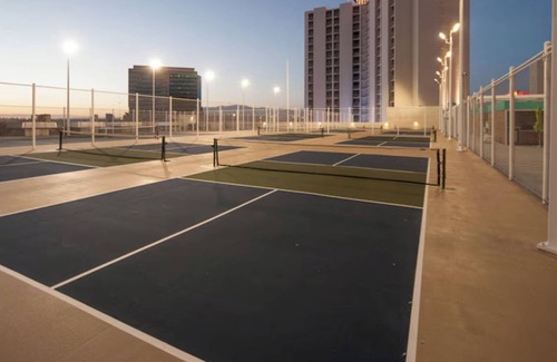 Downtown Las Vegas House | Vacation Spot for Friends! 3 Classy Units, Free Parking, Outdoor Swimming Pool