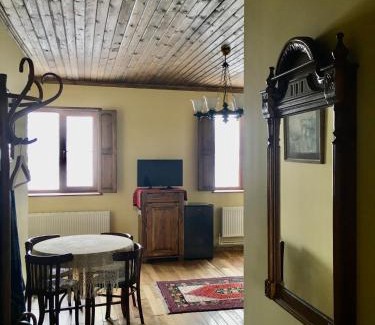 Gusanagyugh House | Vahanatun