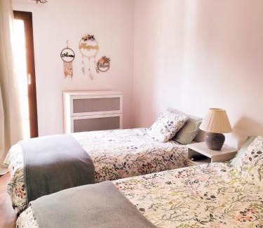 Port Saplaya House | Valencia Beach room with private bathroom coliving